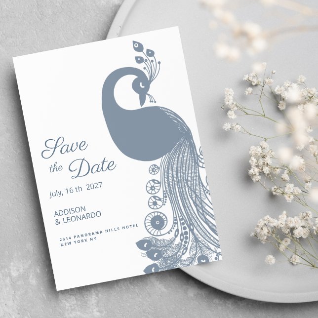Elegant för vit dammig inbjudningar (White dusty blue peacock elegant Save the Date)