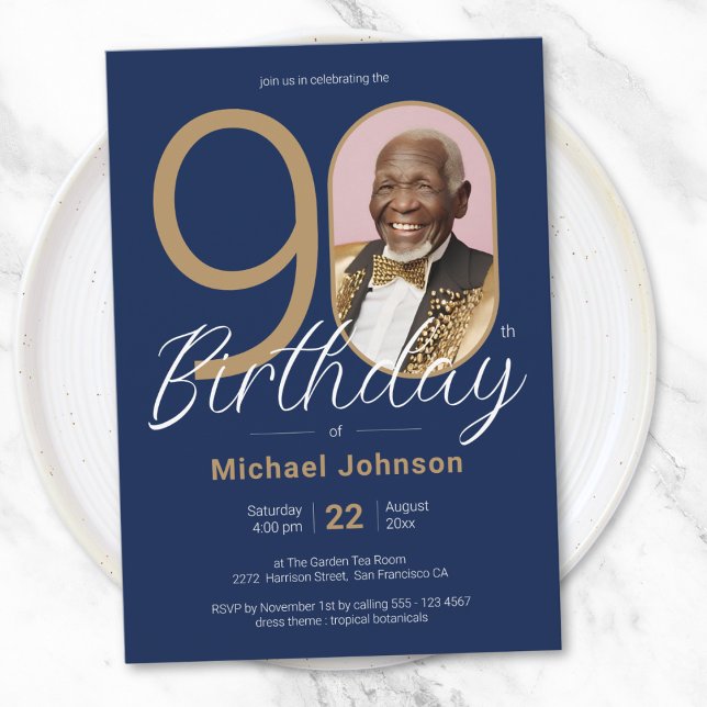Elegant Foto Guld - 90:e födelsedag för marinblått Inbjudningar (Elegant Photo Gold Navy Blue 90th Birthday Invitation)