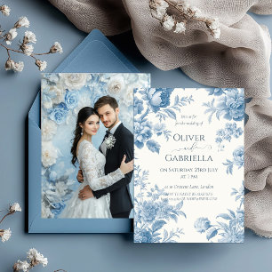 Elegant fransk toile blå blommig bröllop inbjudningar