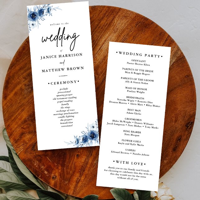 Elegant fransk vintage blå blommig bröllopsprogram (Elegant French vintage blue floral program guides your ceremony with timeless wedding charm)