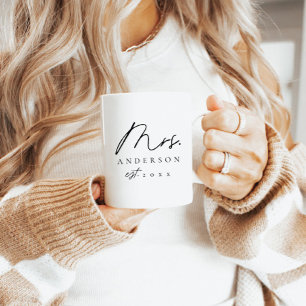 Elegant Fru Newlyows Anpassningsbar Black Script Kaffemugg