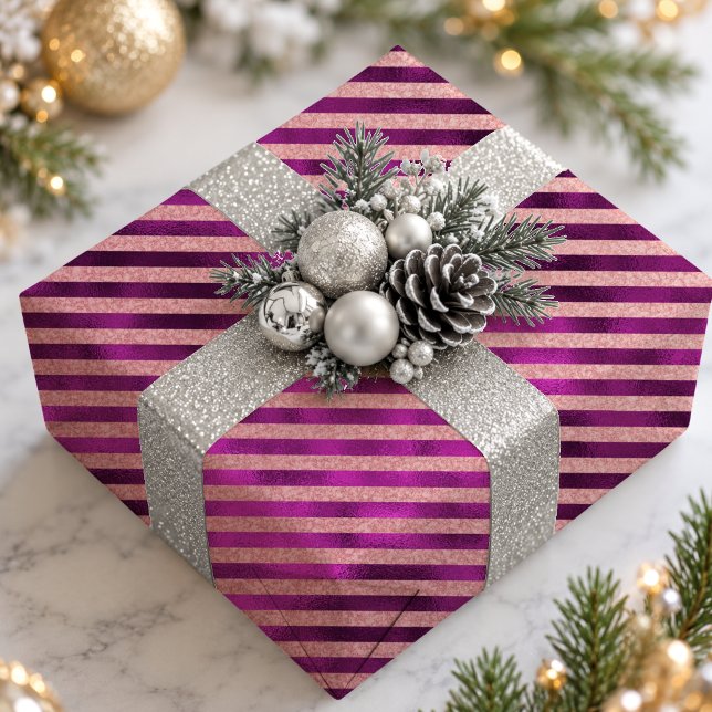 Elegant Fuchsia Modern Randig Jul Holiday Presentpapper (Skapare uppladdad)