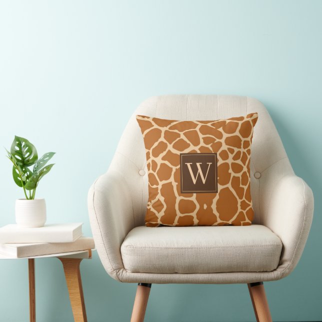 Elegant Giraffe Print Monogram Kudde (Stol)
