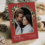 Elegant God jul Greenery Guld Arch Photo Julkort<br><div class="desc">Den här designen har en modern grön båge med ett känsligt ram glitter guld med en vit ram-kontur med ett enda foto av lodrät. Om du vill göra avancerade ändringar väljer du alternativet "Klicka för att anpassa ytterligare" under "Anpassa den här mallen". Här kan du redigera och lägga till textrutor,...</div>