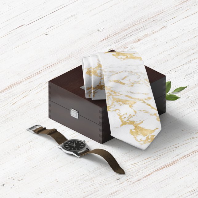 Elegant Gold Foil Stil på Chic White Marble Slips (Skapare uppladdad)