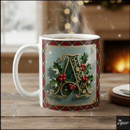 Elegant Gold Holly Christmas Initial Letter A Kaffemugg