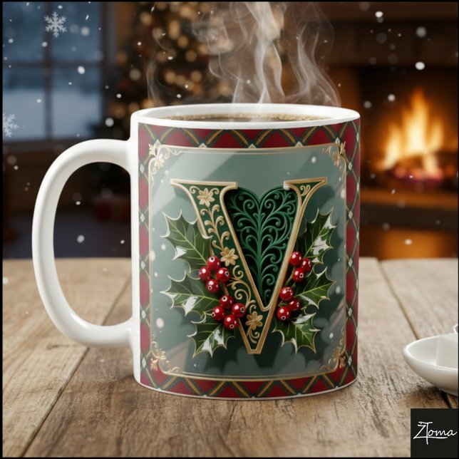 Elegant Gold Holly Christmas Initial Letter V Kaffemugg (Skapare uppladdad)