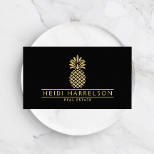 Elegant Golden Pineapple-Logotyp på svart