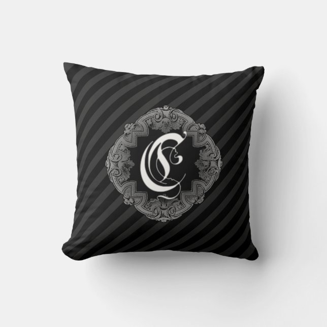 Elegant Goth Initial C Dekorativ kudde (Framsida)