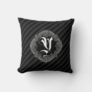 Elegant Goth Initial Y Dekorativ kudde
