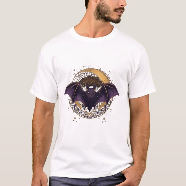 Elegant gotisk fladdermus framför halvmåne t shirt (Framsida)