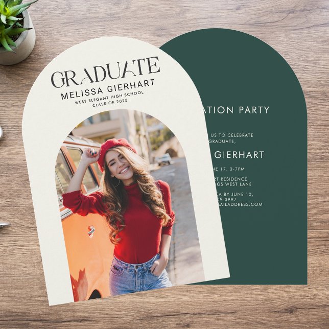 Elegant Grad Photo 2025 College Graduation Party Inbjudningar (Graduation 2025 Green Champagne Photo Arch Party Invitation)
