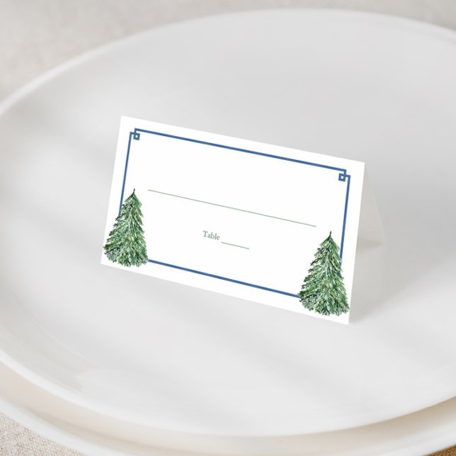 Elegant Gräs Träd Grekiska Nyckel, Gräns Winter Lu Placeringskort (Elegant green and blue pine trees greek key border winter wedding place cards with tartan reverse)
