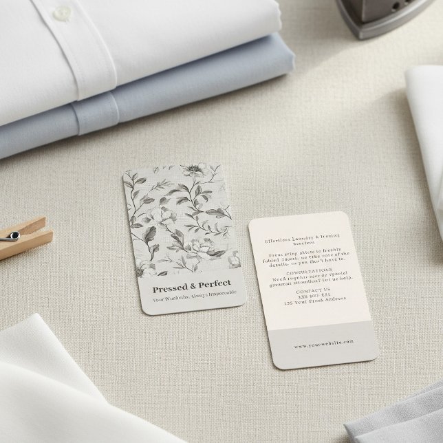 Elegant Grått Blommigt Tvätt-strykningstjänst Visitkort (Elegant Gray Floral Laundry ironing Service Business Card.)