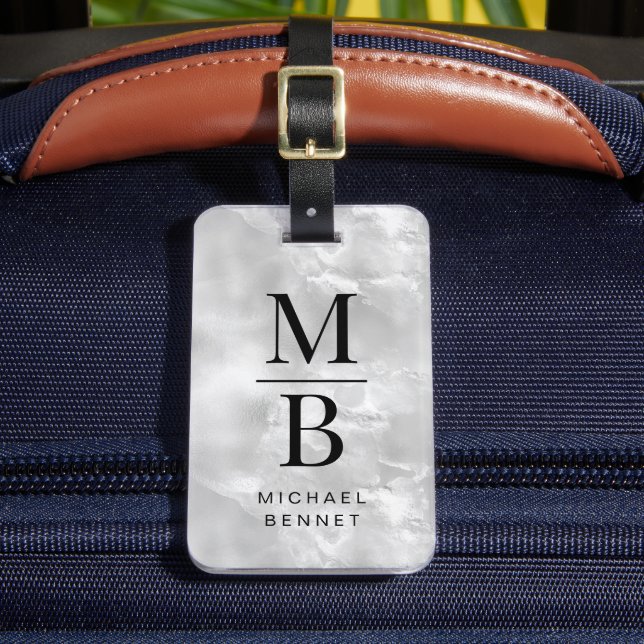 Elegant Grått Monogram Bagagebricka (Framsida Insitu 2)