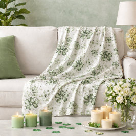Elegant Green Clover Pattern  Fleecefilt