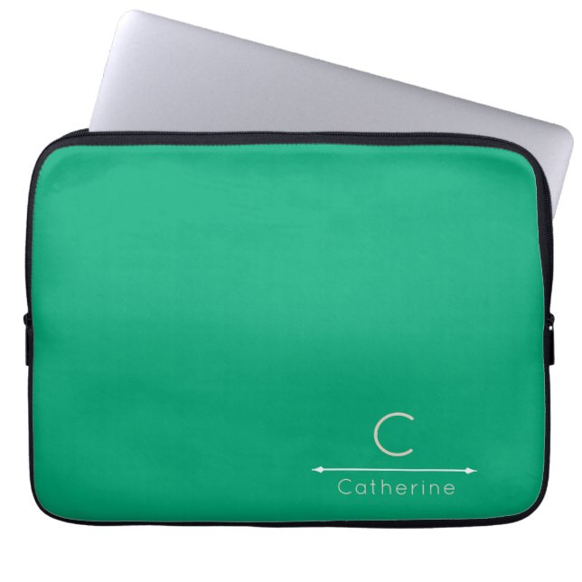 Elegant Green Monogram Laptop Sleeve (Framsidan)