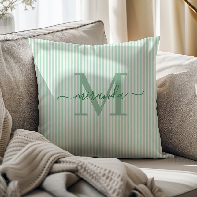 Elegant Green & White Stripes Monogram Name Kudde (Skapare uppladdad)