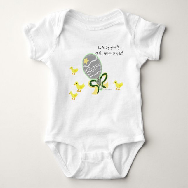 Elegant Grönt Gult Baby Rattle Hospital Namn T Shirt (Framsida)