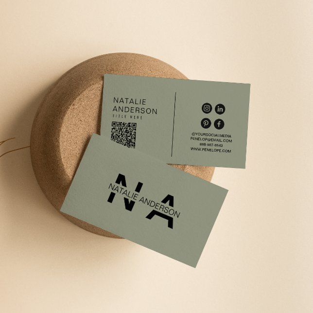 Elegant Grönt Neutralt QR Monogram Logotyp Boho Visitkort (Skapare uppladdad)