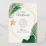 Elegant Grönt och Guld Beach Tropiska jul<br><div class="desc">Nautical Boutique Co.'s elegant grönt and guld foil julkort har vattenfärgsfärgad grönt och guld tropiska grey och accentueras med ett årstidsskal för söt vattenfärg. Texten är vismisk handstil parad med modern blocktypografi. Grönt, guld och elfenben från kräftdjur påminner om tropiska helgdagar vid stranden. Anpassa enkelt all text, inklusive "God jul"...</div>