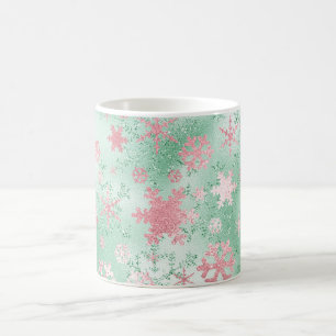 Elegant Grönt och Rosa jul Snowflake Mönster Kaffemugg
