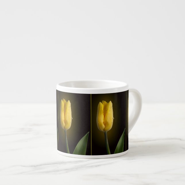 Elegant Gul Tulpan Espressomugg (Framsida höger)