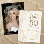 Elegant Guld Black Photo Surprise 50:e födelsedage Inbjudningar<br><div class="desc">Elegant guld kräm och svart överraskning 50 födelsedagsfest inbjudan med ditt foto på baksidan av kortet. Trendigets moderna femininin-design har botaniska accenter och typiska typsnitt. Enkel perfekt för inbjudan-kort i blommigt för en snyggt kvinnlig överraskning i firande. Kan anpassas till vilken ålder som helst. Skrivna Zazzle-inbjudningar eller digital utskrivbar mall...</div>