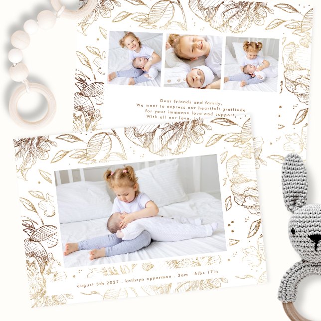 elegant guld blommigt nyfödd 4 foto baby födsel meddelande (Skapare uppladdad)