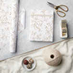 Elegant Guld Blommönster Wrapping Pappert Lakan Presentpapper<br><div class="desc">Vackert blommönster guld färg. Perfekt för alla dina behov av presentförpackning,  inklusive bröllop,  möhippor,  årsdagar,  födelsedagar och jul</div>