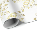 Elegant Guld Bröllop Ringar om vit satatin Presentpapper<br><div class="desc">Med band av elegant guld bröllop på vit satängbakgrund. Den här presenten som är papper komplimenterar din gåva. ⭐ 99 procent av mina formgivningar i min affär sker i lagrar. Det gör det enkelt för dig att ändra storlek på och flytta grafiken och texten så att den passar perfekt för...</div>