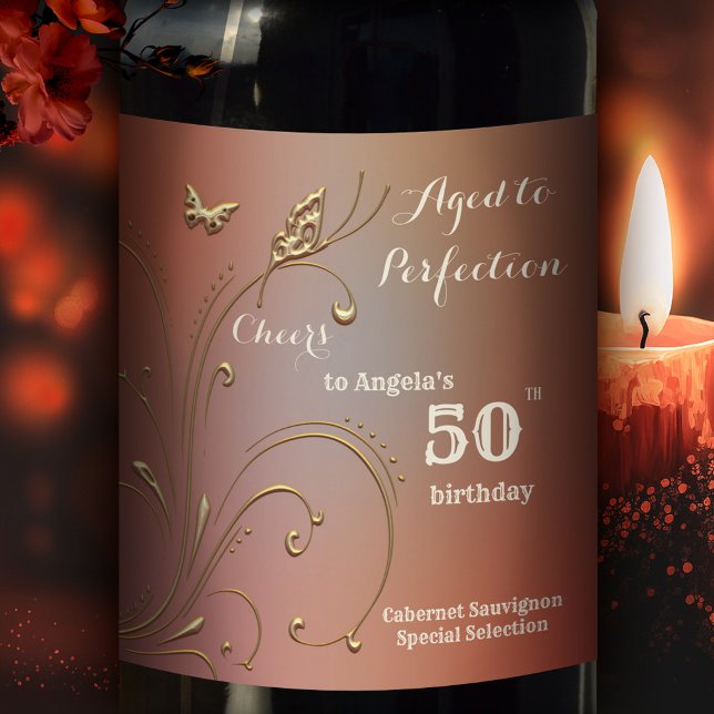 Elegant Guld Butterfly Birthday Vin etikett (Skapare uppladdad)