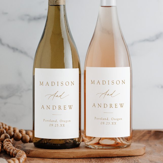 Elegant Guld Calligraphy Bröllop Vinflaska Etikett (Skapare uppladdad)