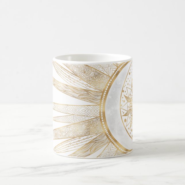 Elegant Guld Doodles Sol Måne Mandala-design Kaffemugg (Center)