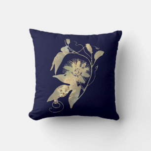 Elegant Guld Flowers on Navy Blue Blommigt Kudde