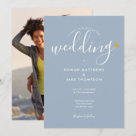 Elegant Guld Hjärt Dusty Blå Script Foto Bröllop Inbjudningar