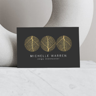 Elegant Guld Löv Trio-Logotyp på Mörk Grått Visitkort