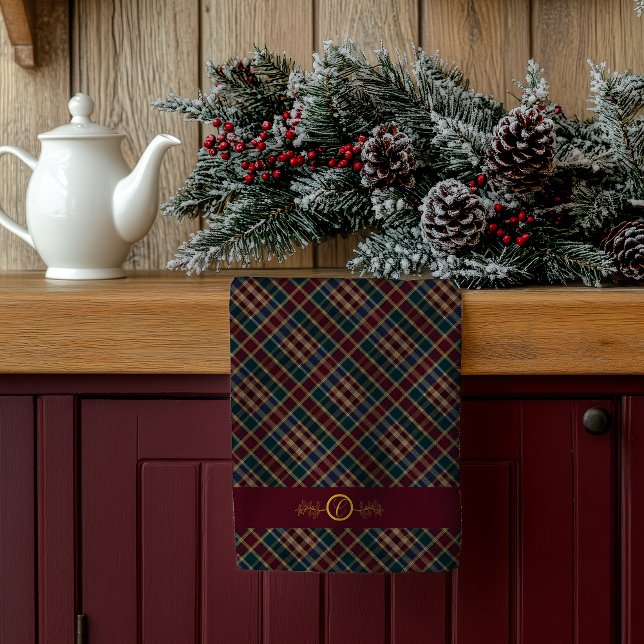 Elegant Guld Monogram Play - Cranberry Blue Teal Kökshandduk (Elegant Gold Monogram Holly and Berries with Dark Rich Plaid Christmas Holiday Kitchen Towel)