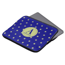 Elegant guld- och blå stjärnmönster monogram laptop fodral