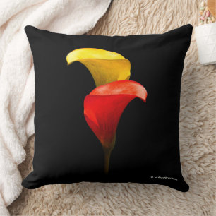 Elegant Guld och Crimson Calla Lilies Kudde