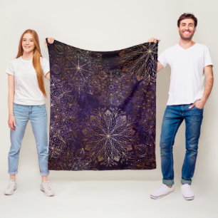 Elegant Guld och Lila Blommigt Mandala Mönster Fleecefilt