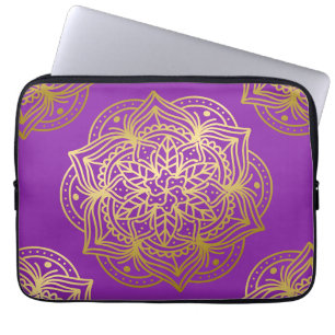 Elegant Guld och Purpel Mandala Mönster Laptop Fodral