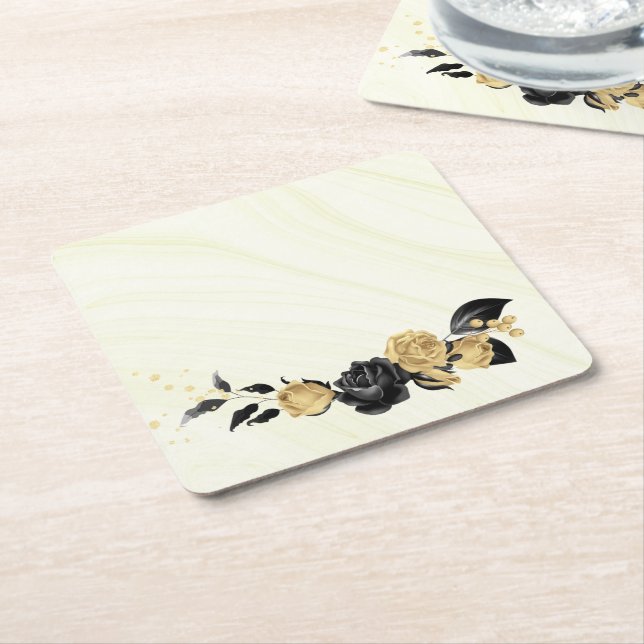 elegant guld och svart blommigt underlägg papper kvadrat (Vinklad)