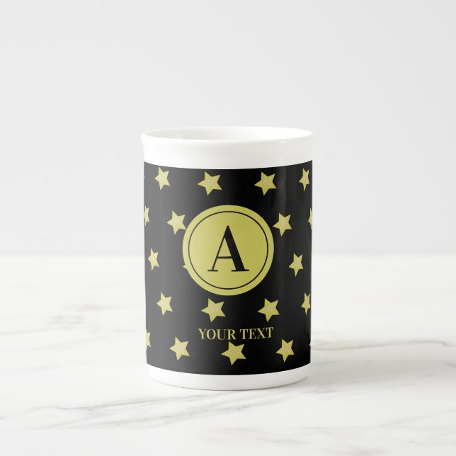 Elegant guld- och svart stjärnmönster monogram benporslin mugg (Framsidan)