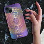 Elegant Guld om Bright Nebula Lotus Henna Mandala<br><div class="desc">Ta med dig din mobil med den här vackra lotus mandala designen fodral! Utgiven i ljussimulerad metallisk guld på en färglös blankrumsnebuli och stjärnig fält-bakgrund i lila,  rosa,  akvarium och blått. Inspicerad av Mehndi henna body Art. Anpassa texten eller ta bort den som du vill. Ytterligare färg finns tillgängligt.</div>