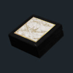 Elegant Guld Trim Marble Monogram Minnesask<br><div class="desc">Digitalt designad med en guld-ved marmor mönster som trimmas i guld-ton färg. Anpassa enkelt ditt första val av monogram. Underbar gåva och keepy för bröllop,  dvs. brud,  brud,  möhippa,  årsdagar,  födelsedagar och nästan alla särskilda tillfällen.</div>