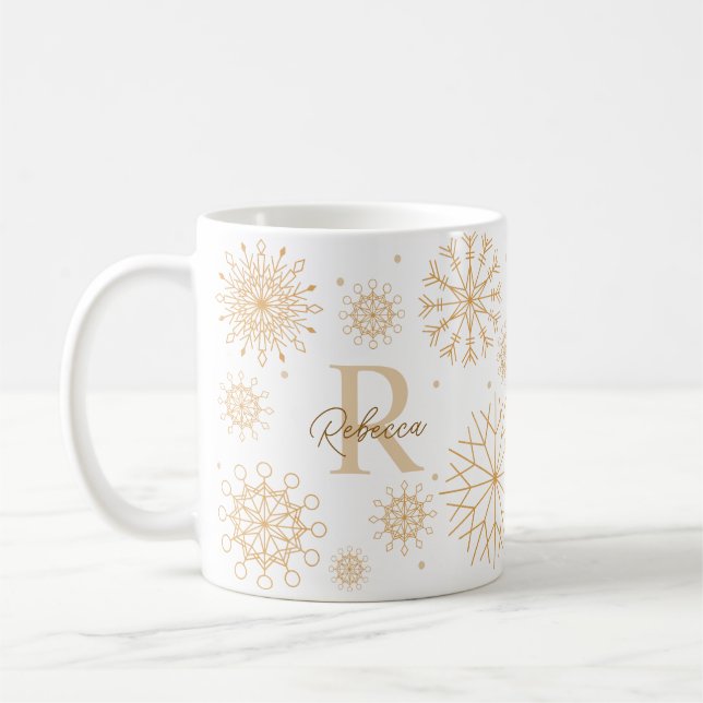 Elegant Guld Winter Themme Snowflake Monogram Kaffemugg (Vänster)
