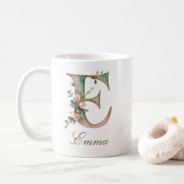 Elegant guldblommig bokstav E monogram kaffekopp (Med munk)