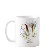 Elegant guldblommig bokstav M monogrammuppa