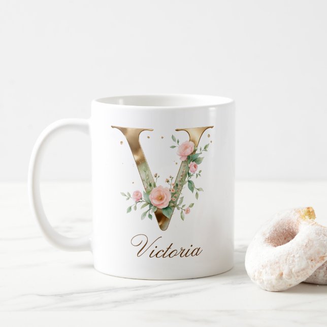 Elegant guldblommig bokstav V monogramm kopp (Med munk)